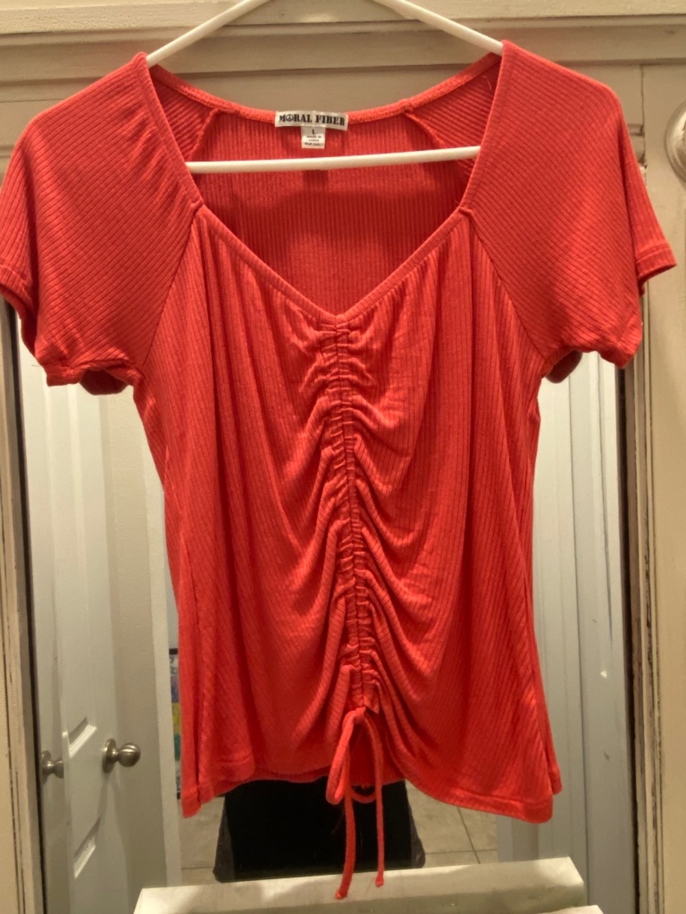 Drawstring ribbed T-shirt size large